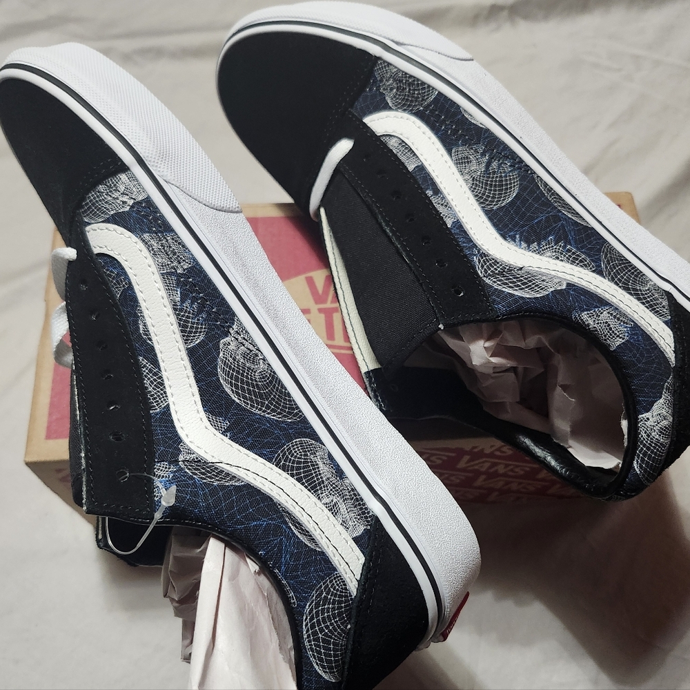 Vans Old Skool Wireframe Skulls Black White Colorway - Size Mens 8.5 Womens 10 - Picture 14 of 15